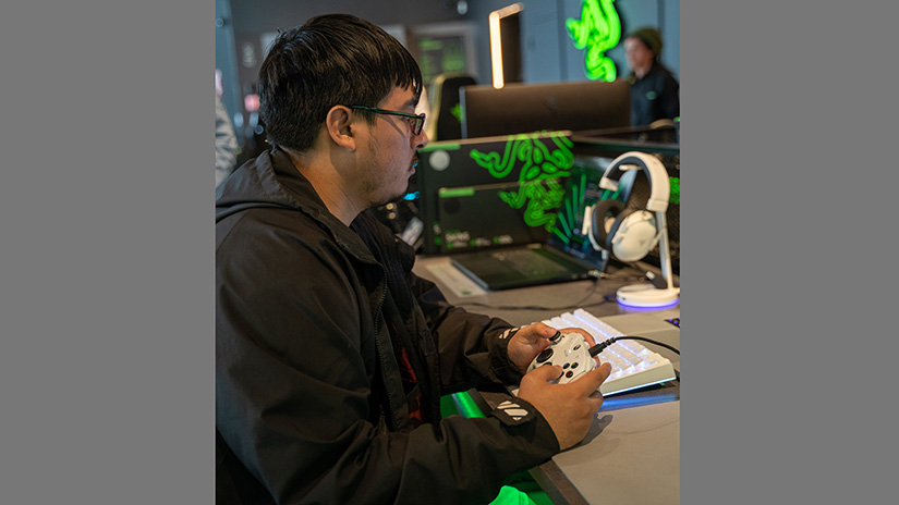 SMC Esports club member Guillermo Cifuentes at play.