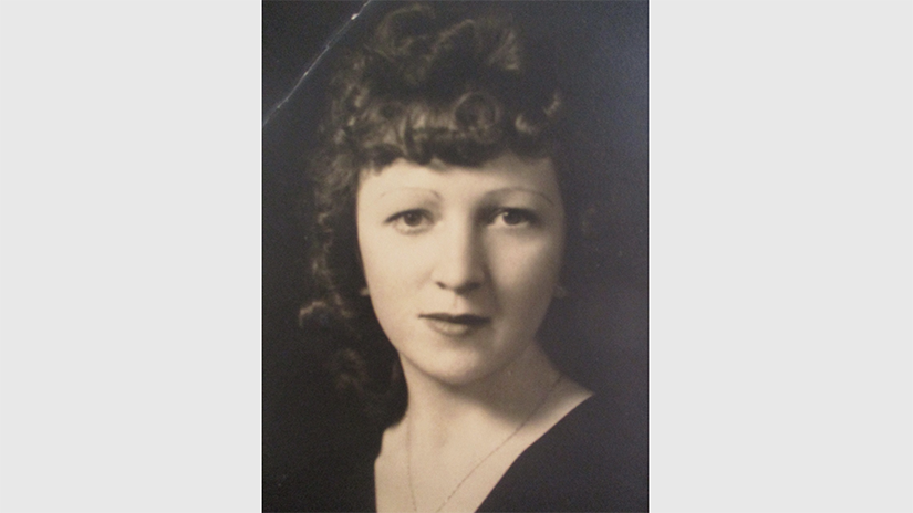 Freddie's mom Andrea