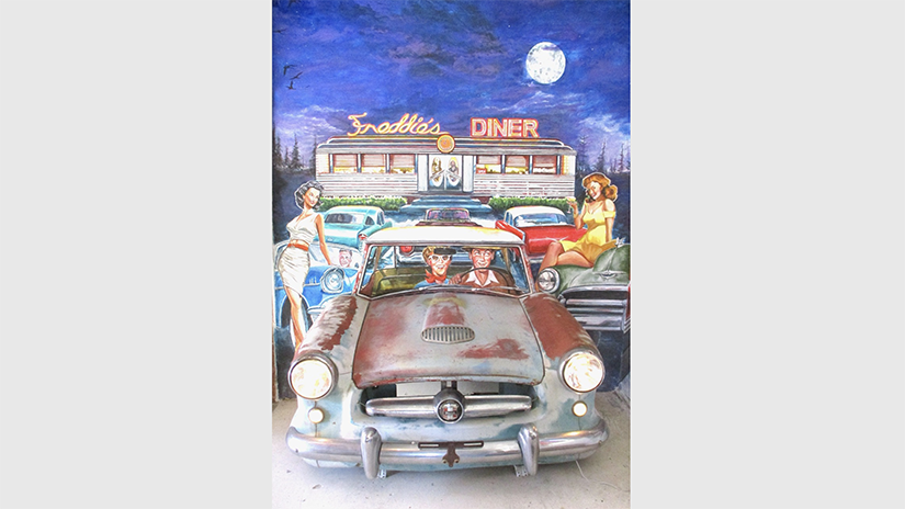 Freddie's garage mural